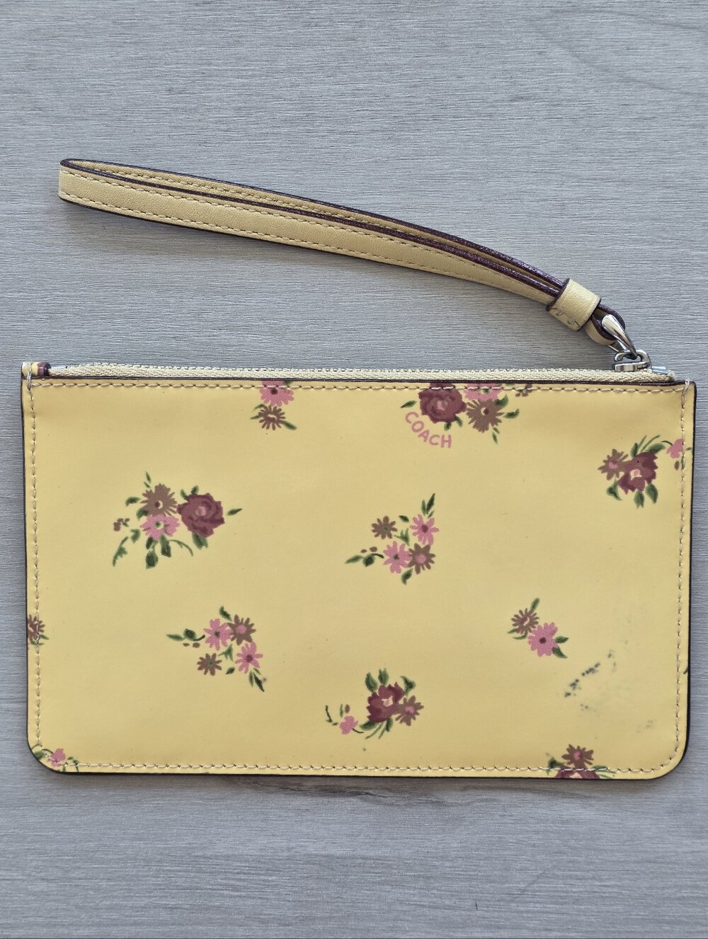 COACH Butter up Floral Wristlet - Picture 2 of 5